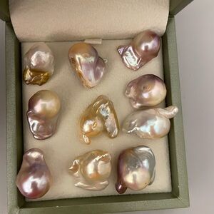 Natural Baroque Pearls x 10